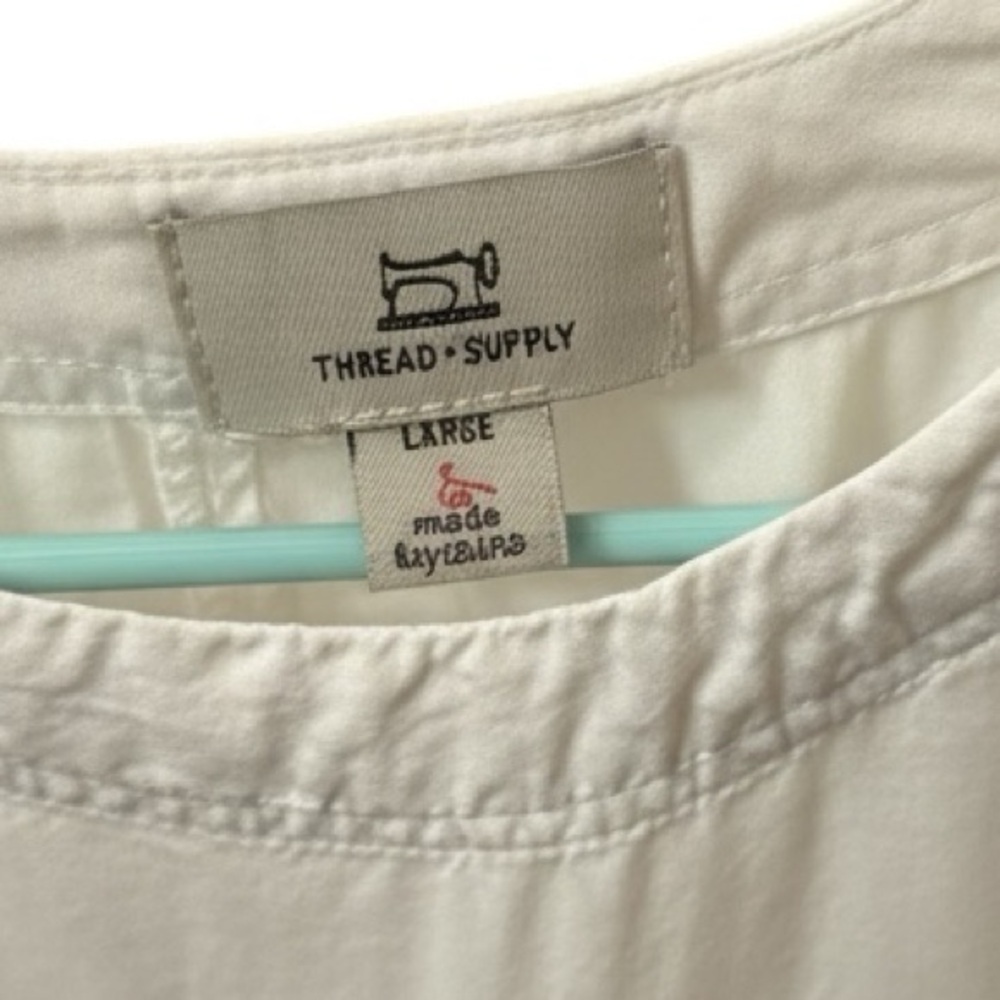 Thread + Supply White Frayed Hem Sleeveless Top Large Pre-loved - Picture 5 of 5